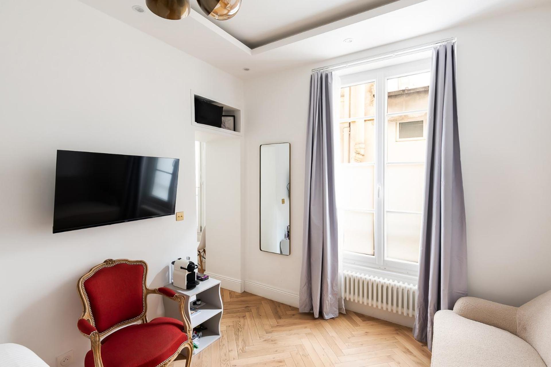 Paris Eiffel Apartment Bagian luar foto
